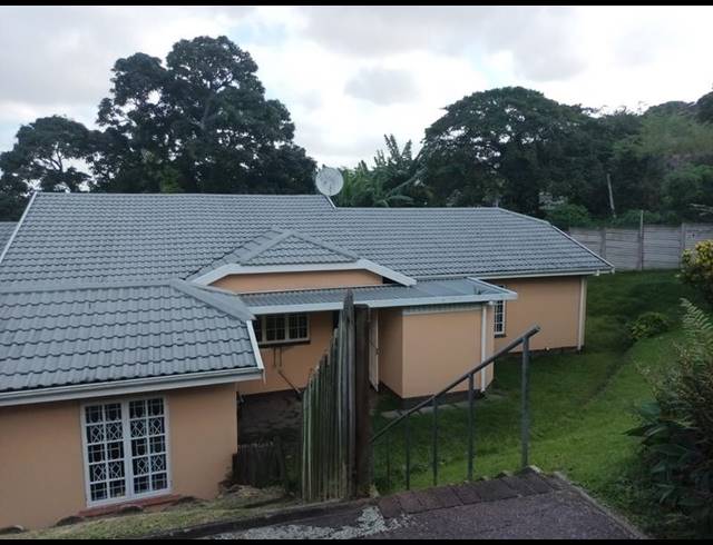 3 BEDROOM SIMPLEX FOR SALE IN ESCOMBE